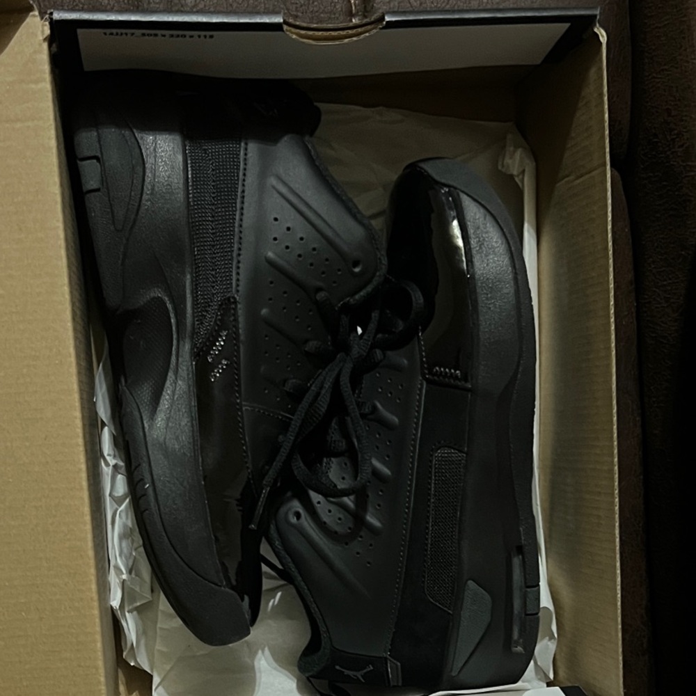 Jordan Black Sneakers